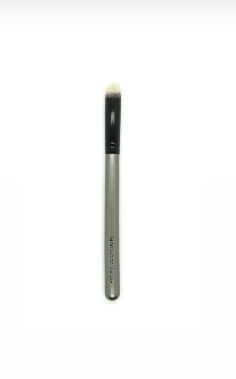 24 ROUND CONCEALER BRUSH